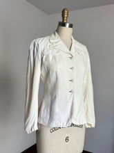 Load image into Gallery viewer, vintage 1940s WWII Women’s Naval WAVES button up blouse {s}