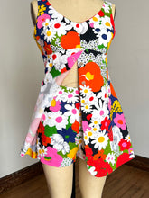 Load image into Gallery viewer, vintage 1960s floral short &amp; tunic set {m}