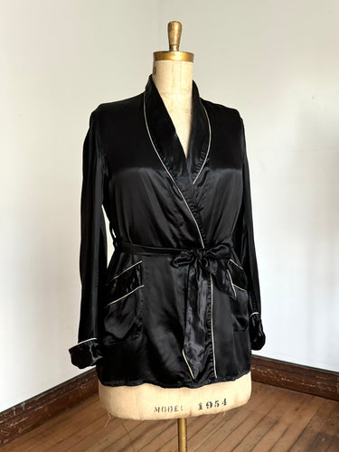 vintage 1940s black satin short robe with belt {1X}