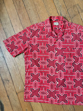 Load image into Gallery viewer, vintage 1950s bandana print shirt - loop collar