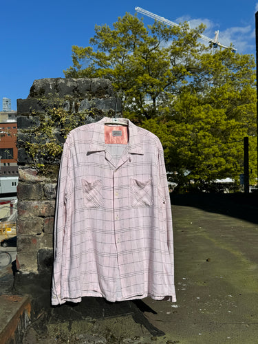 vintage 1950s pale pink long sleeve rayon button up shirt