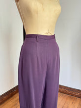 Load image into Gallery viewer, vintage 1940s slacks ski pants 28”W