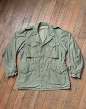 Load image into Gallery viewer, THRASHED vintage 1940s M-43 field jacket set (2pc) jacket and liner