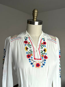 vintage 1940s embroidered folk blouse {m/l}