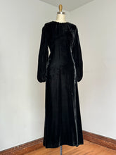 Load image into Gallery viewer, vintage 1930s black velvet gown {s/m}