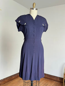 vintage 1950s scalloped collar rayon dress {s/m}