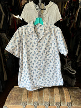 Load image into Gallery viewer, vintage 1950s cotton button up shirt - loop collar