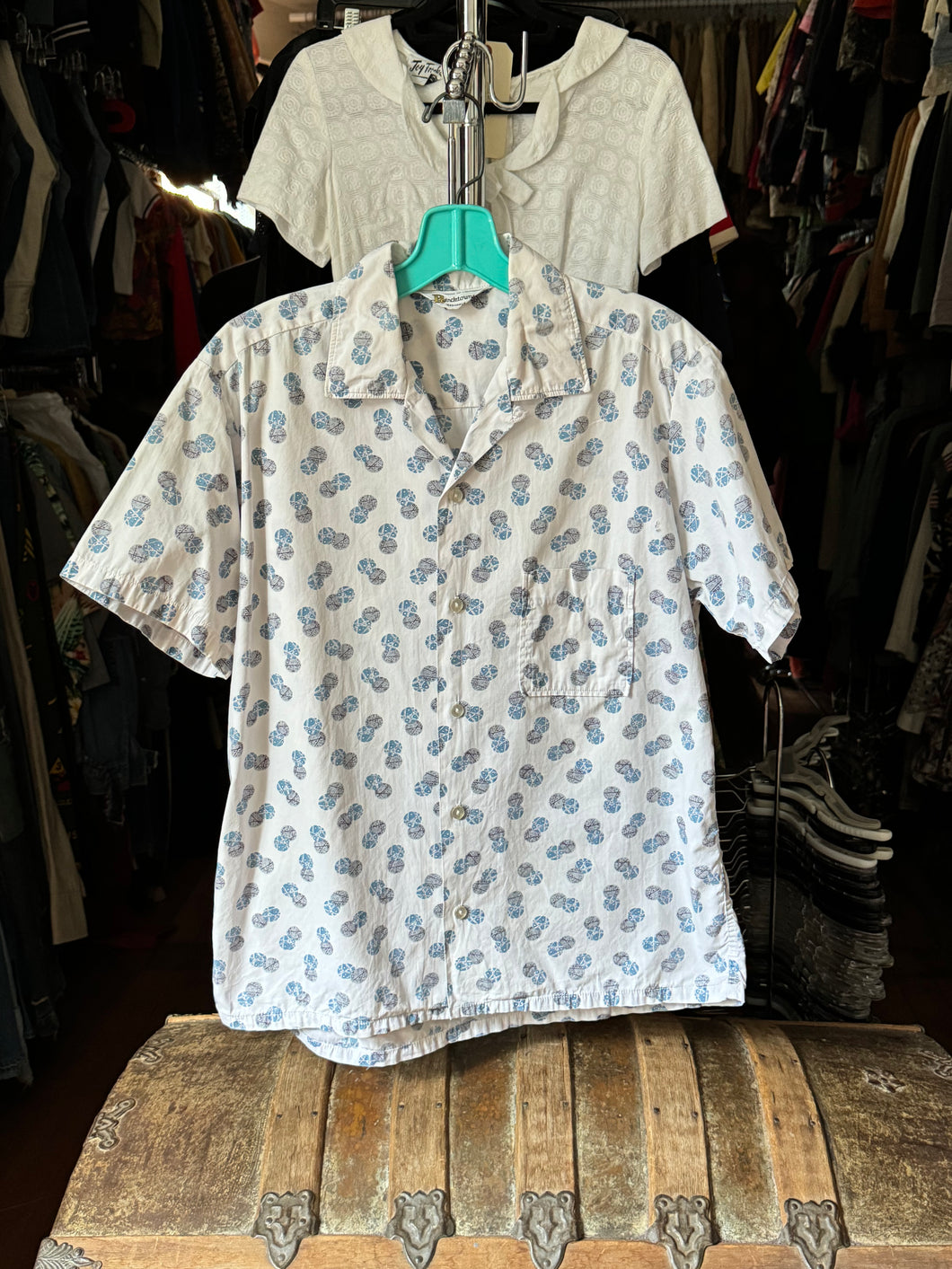 vintage 1950s cotton button up shirt - loop collar