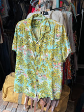 Load image into Gallery viewer, vintage 1950s Hawaiian rayon shirt