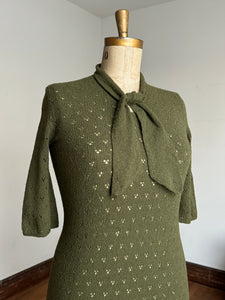 vintage 1950s green knit sweater dress {m-XL}