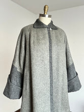 Load image into Gallery viewer, vintage 1950s grey two-tone coat {up to XL}