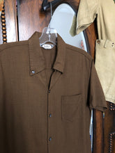Load image into Gallery viewer, vintage 1950s DaVinci brown short sleeve shirt