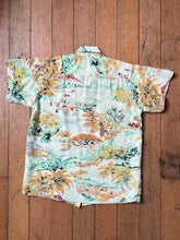 Load image into Gallery viewer, vintage 1950s 60s juniors Hawaiian shirt