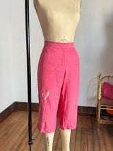 Load image into Gallery viewer, vintage 1950s homemade size zip capris {29”W}
