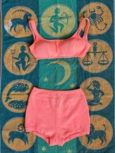 Load image into Gallery viewer, vintage 1960s peachy Jantzen bikini {xs-s}