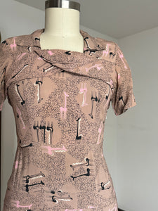 vintage 1940s novelty Giraffe rayon dress {m}