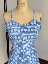 Load image into Gallery viewer, vintage 1940s novelty cotton clamshell swimsuit {s}