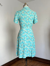 Load image into Gallery viewer, vintage 1940s 50s novelty fan print dress {s/m}