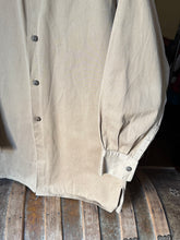 Load image into Gallery viewer, vintage 1940s khaki work shirt