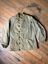 Load image into Gallery viewer, THRASHED vintage 1940s M-43 field jacket set (2pc) jacket and liner