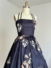 Load image into Gallery viewer, vintage 1970s Malia leaf sun dress {m}