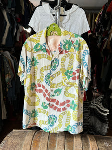 vintage 1950s Hawaiian Leis print shirt - loop collar