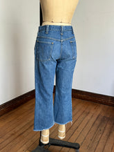 Load image into Gallery viewer, vintage 1970s GWG cut off denim jeans 30W