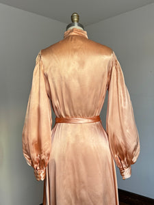 vintage 1940s pink satin dressing gown {s}