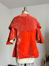 Load image into Gallery viewer, vintage 1930s velvet jacket {xs/s} 30s velvet opera coat