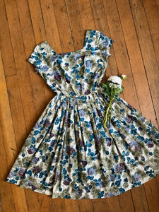 vintage 1950s floral dress {s}