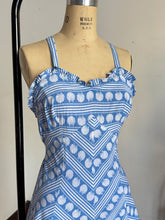 Load image into Gallery viewer, vintage 1940s novelty cotton clamshell swimsuit {s}