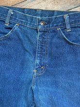 Load image into Gallery viewer, vintage 1970s Big E Levis  746 denim jeans flares bell bottoms 30W