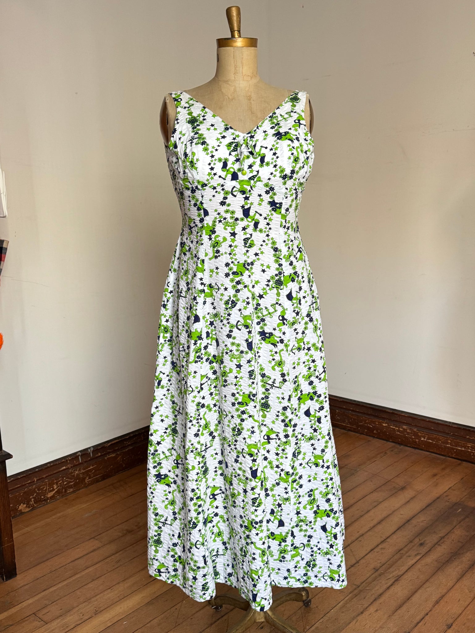 1970s vintage dresses vintage 1970s Astrological Zodiac novelty maxi dress {XL} – Trunk of Dresses