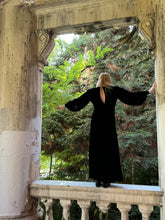 Load image into Gallery viewer, vintage 1930s black velvet gown {s/m}