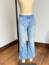 Load image into Gallery viewer, vintage 1970s Wranglers denim jeans