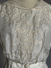 Load image into Gallery viewer, antique Edwardian silk white gown {xs}