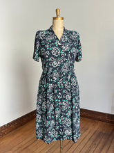 Load image into Gallery viewer, vintage 1940s novelty cold rayon dress {1X}