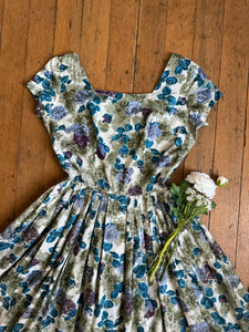 vintage 1950s floral dress {s}