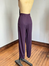 Load image into Gallery viewer, vintage 1940s slacks ski pants 28”W