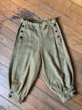 Load image into Gallery viewer, vintage 1920s knickerbockers trousers plus four breeches 30&quot; waist