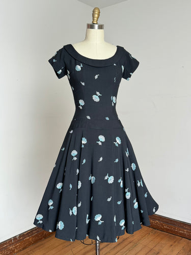 vintage 1950s black sun dress with embroidered flowers {xs}