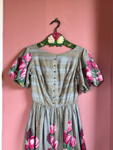 Load image into Gallery viewer, vintage 1960s John Wolf textiles floral cotton dress {s}