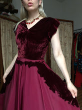 Load image into Gallery viewer, vintage 1940s evening dress {xs}