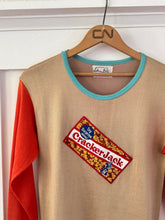 Load image into Gallery viewer, vintage 1971 Elaine Post Cracker Jack shirt