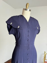 Load image into Gallery viewer, vintage 1950s scalloped collar rayon dress {s/m}