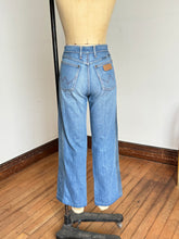 Load image into Gallery viewer, vintage 1960s 70s altered Wrangler denim jeans
