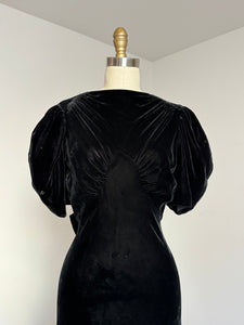 vintage 1930s black velvet gown {xs/s}