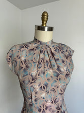 Load image into Gallery viewer, vintage 1940s abstract blouse {s/m}