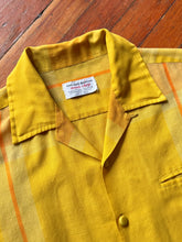 Load image into Gallery viewer, vintage 1960s plaid short sleeve shirt - loop collar