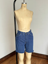 Load image into Gallery viewer, vintage 1960s big E LEVIS for gals cut off denim shorts